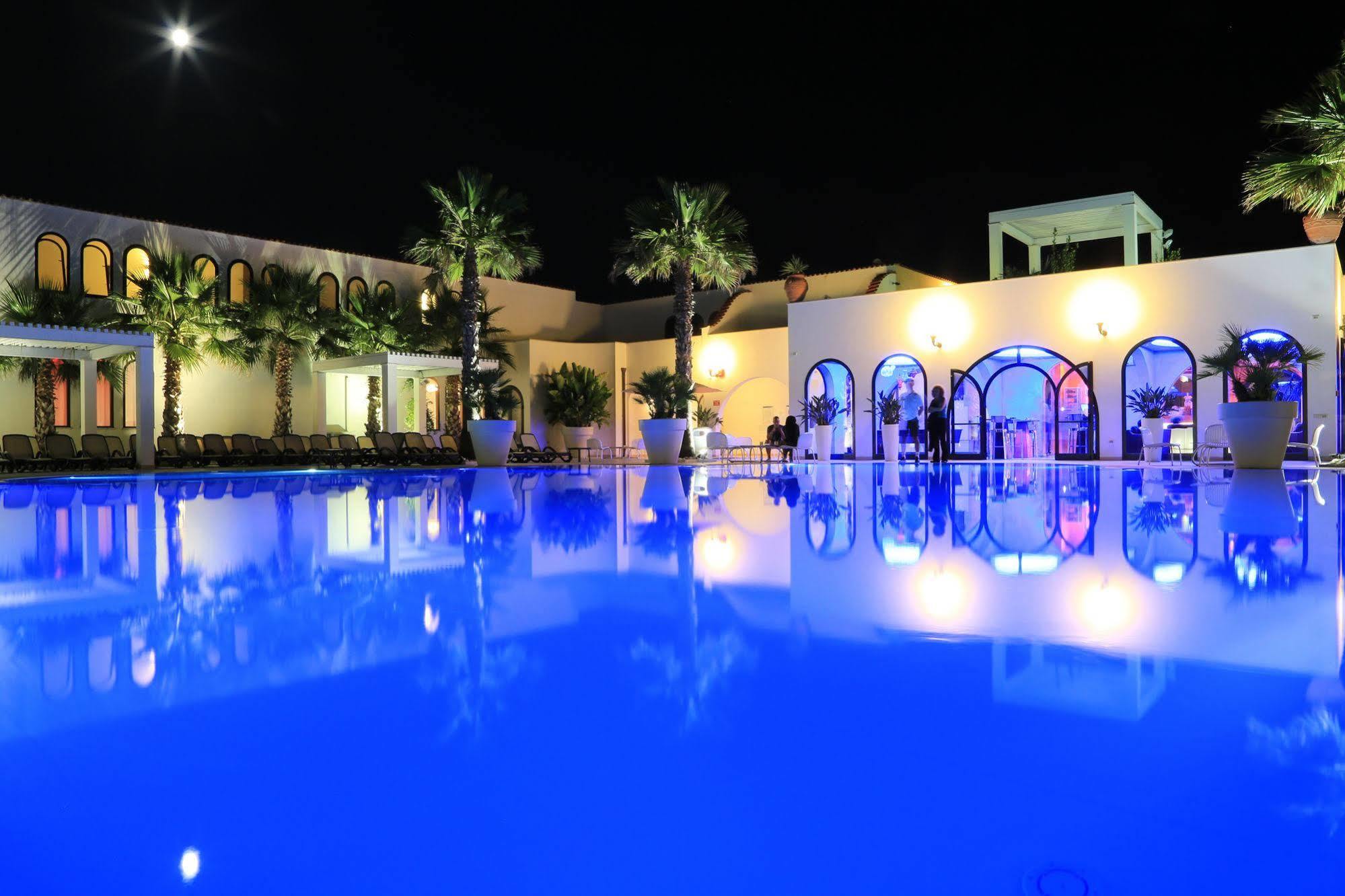 Centro Vacanze Poker Casalbordino Exterior foto